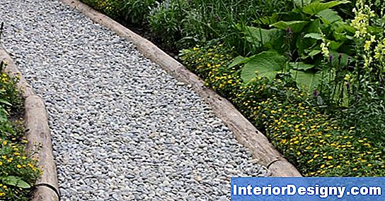 Garten Wie Man Für Einen ErbsenKiesGehweg Mit Ziegelsteinen Kandiert