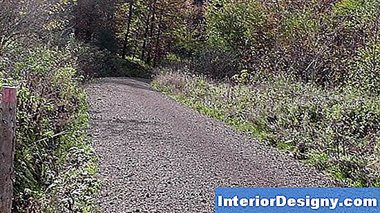 Wege Zur Verhinderung Von Erosion Durch Bedecken Nackten Bodens Mit Mulch Oder Stroh