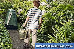 A compostagem de quintal ajudará você a alimentar seu solo enquanto reduz os resíduos do aterro.