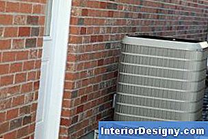 Una pompa di calore combina le funzioni di forno HVAC e aria condizionata.